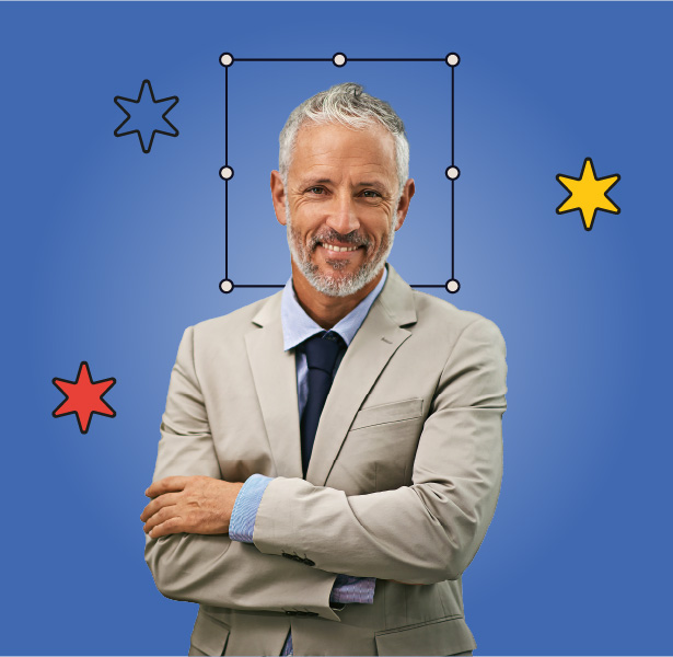 Foto de um empresário de terno e gravata de braços cruzados